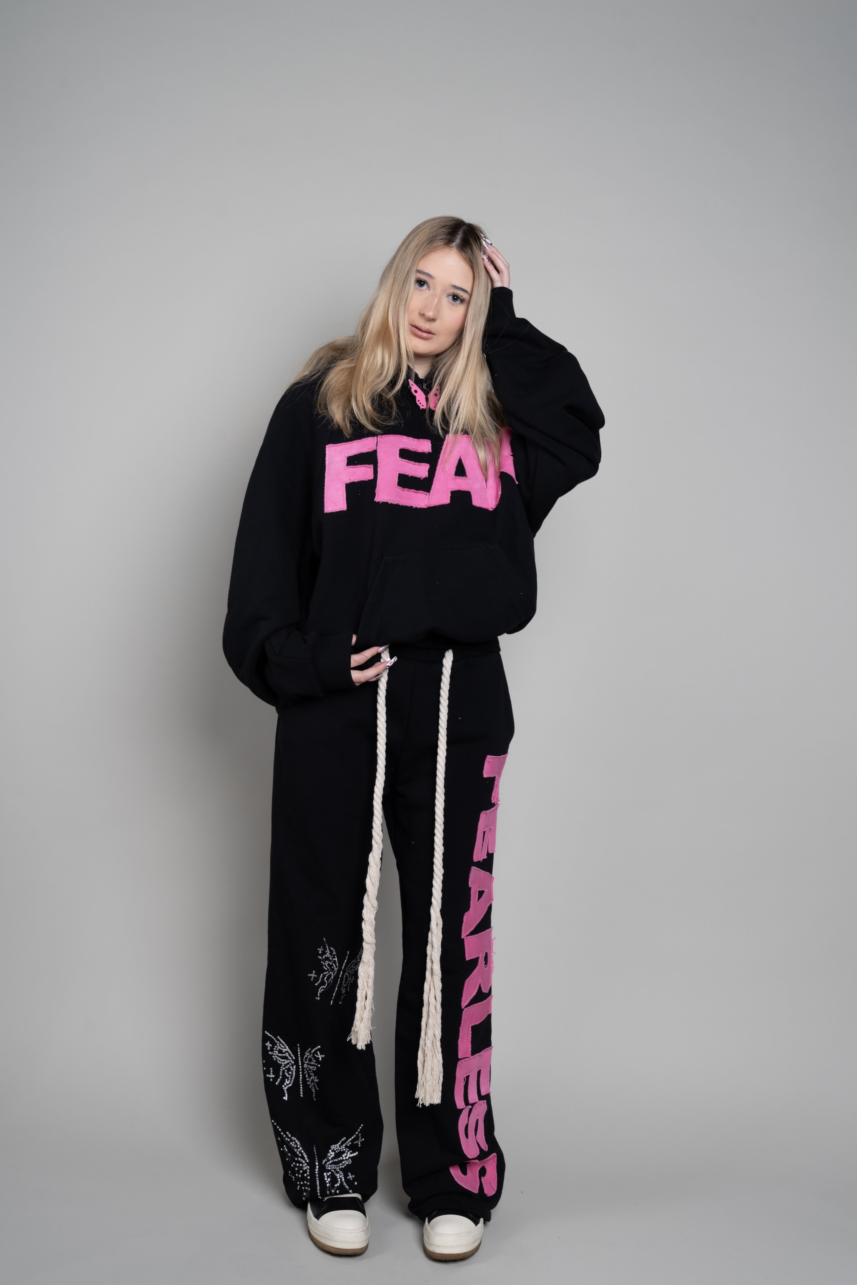 FEARLESS sweatpants